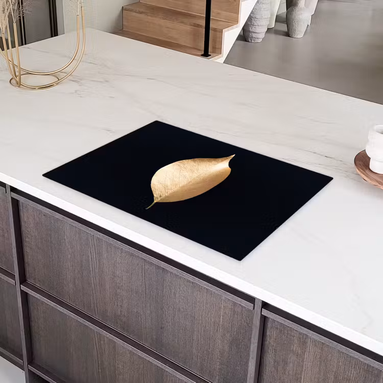 Bladeren - Goud - Zwart - Planten - Luxe Inductie beschermer vinyl 3mm klein -sfeer8