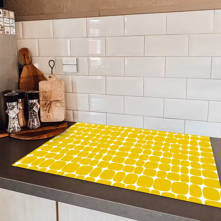 Stippen - Modern - Geel Inductie beschermer vinyl 3mm klein 276 -sfeer3