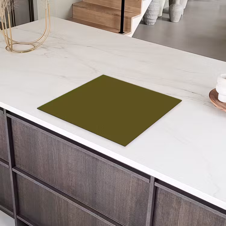Dark - Olive - Groen Inductie beschermer vinyl 3mm middel 274 -sfeer8