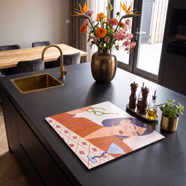 Vrouw - Bril - Cocktail - Illustratie - Modern Inductie beschermer vinyl 3mm middel -sfeer5