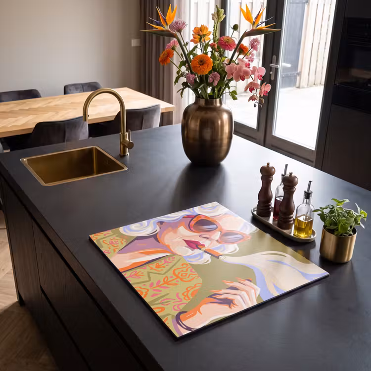 Vrouw - Zonnebril - Portret - Modern - Kleurrijk Inductie beschermer vinyl 3mm middel -sfeer5