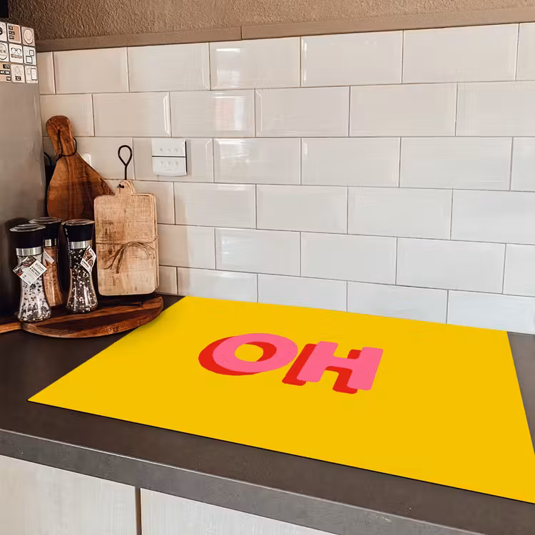 Geel - Roze - Oh - 3D Inductie beschermer vinyl 3mm klein -sfeer3