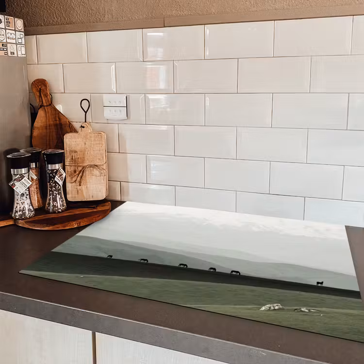 Grijs - Berg - Paarden Inductie beschermer vinyl 3mm klein -sfeer3