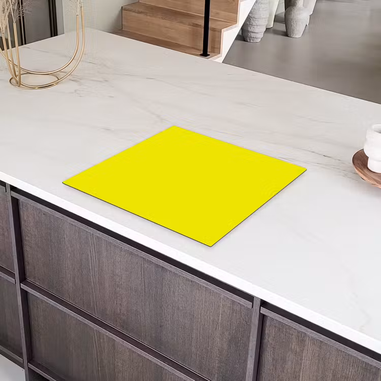 Bright - Canary - Geel Inductie beschermer vinyl 3mm middel 274 -sfeer8