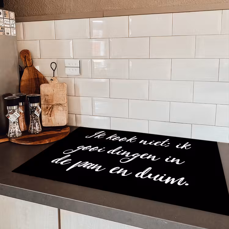 Ik kook niet - Spreuken - Koken - Humor - Quotes Inductie beschermer vinyl 3mm klein -sfeer3