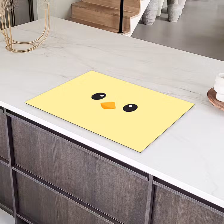 Kuiken - Vrolijk - Geel - Minimalistisch Inductie beschermer vinyl 3mm klein -sfeer8
