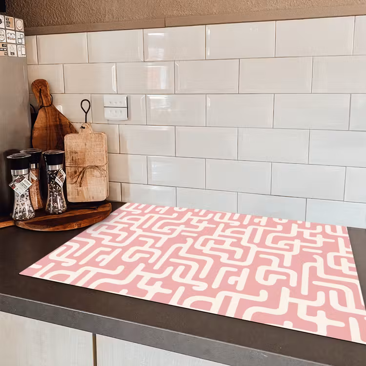 Doolhofpatroon - Roze - Wit - Abstract Inductie beschermer vinyl 3mm klein 276 -sfeer3