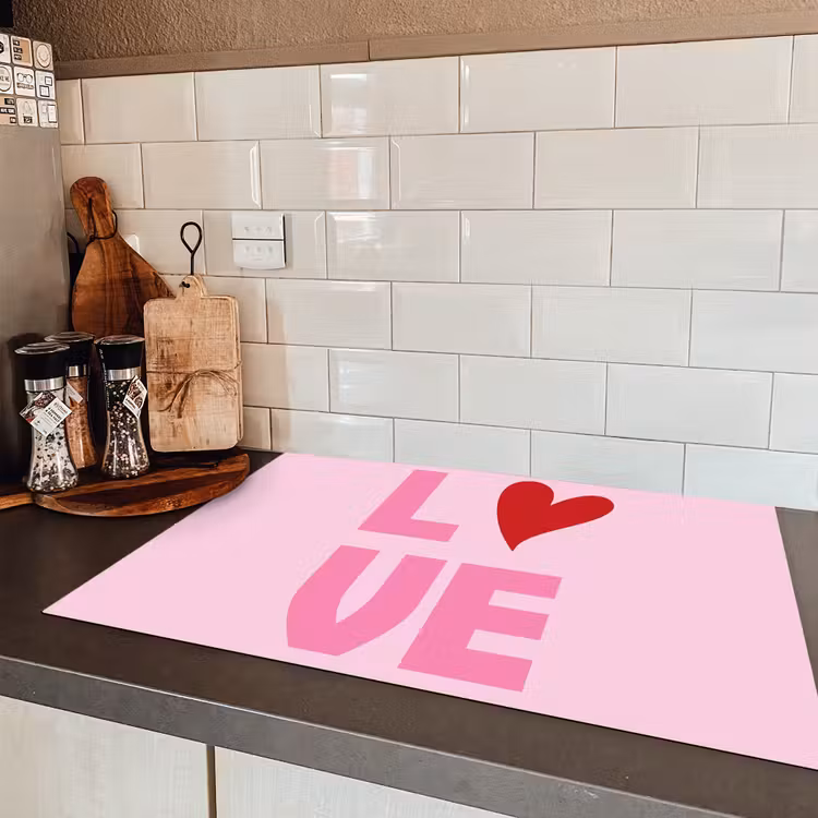 Love - Roze - Hart - Valentijn Inductie beschermer vinyl 3mm klein -sfeer3