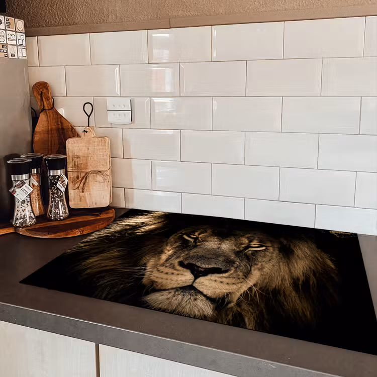 Leeuw - Dieren - Zwart - Portret Inductie beschermer vinyl 3mm klein -sfeer3