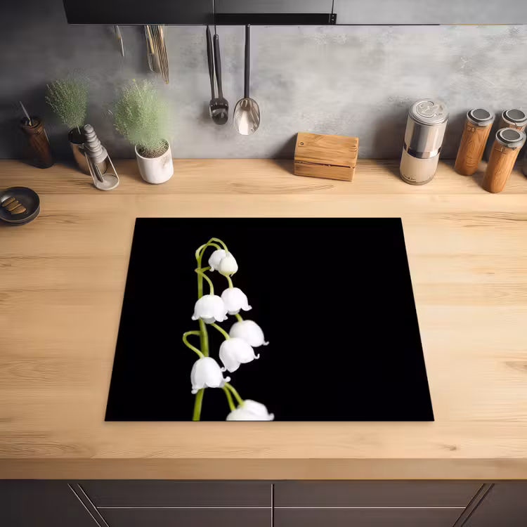 Lelietjes-van-dalen tegen Nacht Inductie beschermer vinyl 3mm middel -sfeer5
