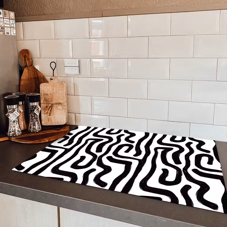 Modern - Lijnen - Zwart Inductie beschermer vinyl 3mm klein 276 -sfeer3