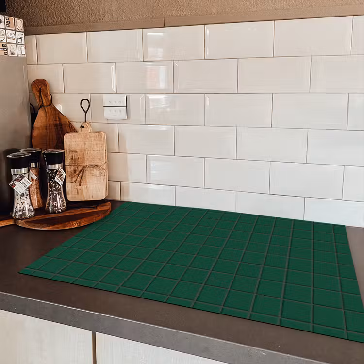 Patroon - Tegels - Dennen - Groen Inductie beschermer vinyl 3mm klein 276 -sfeer3