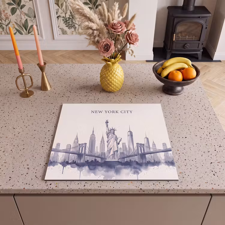 New York - Vrijheidsbeeld - Skyline - Illustratie - Blauw Inductie beschermer vinyl 3mm middel -sfeer3