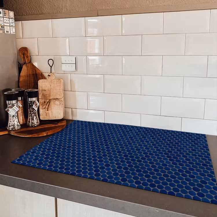 Penny - Mozaïek - Donkerblauw Inductie beschermer vinyl 3mm klein 276 -sfeer3