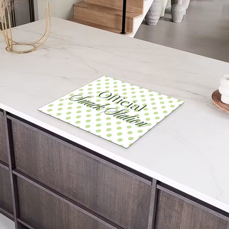 Snack Station - Groen - Stippen Inductie beschermer vinyl 3mm middel -sfeer8