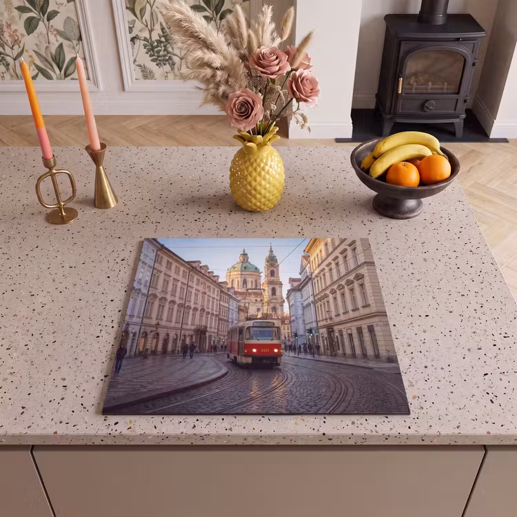 Tram - Straat - Stadsgezicht - Klassiek - Rood Inductie beschermer vinyl 3mm middel -sfeer3