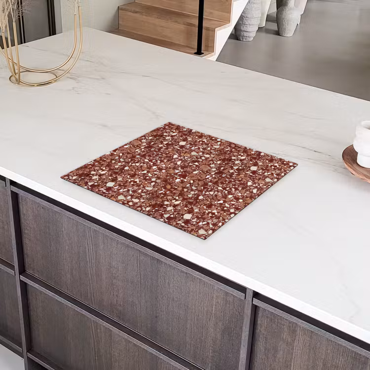 Terrazzo - Patroon - Steentextuur - Roodbruin Inductie beschermer vinyl 3mm middel 274 -sfeer8