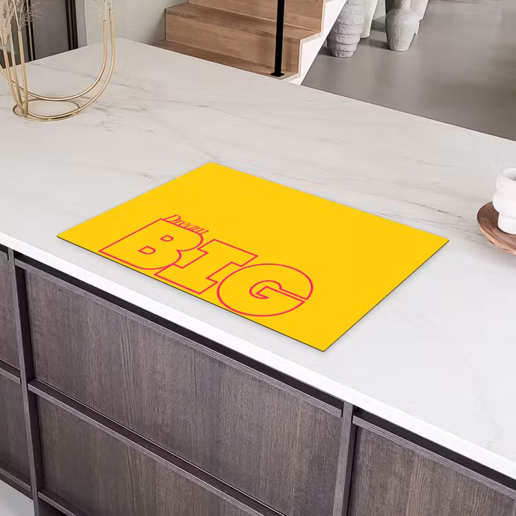 Dream big - Geel - Grafisch Inductie beschermer vinyl 3mm klein -sfeer8