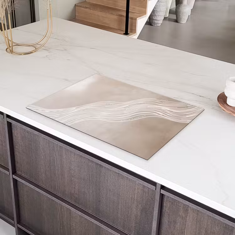 Golvende lijnen - Vloeiend - Zandkleurig Inductie beschermer vinyl 3mm klein -sfeer8