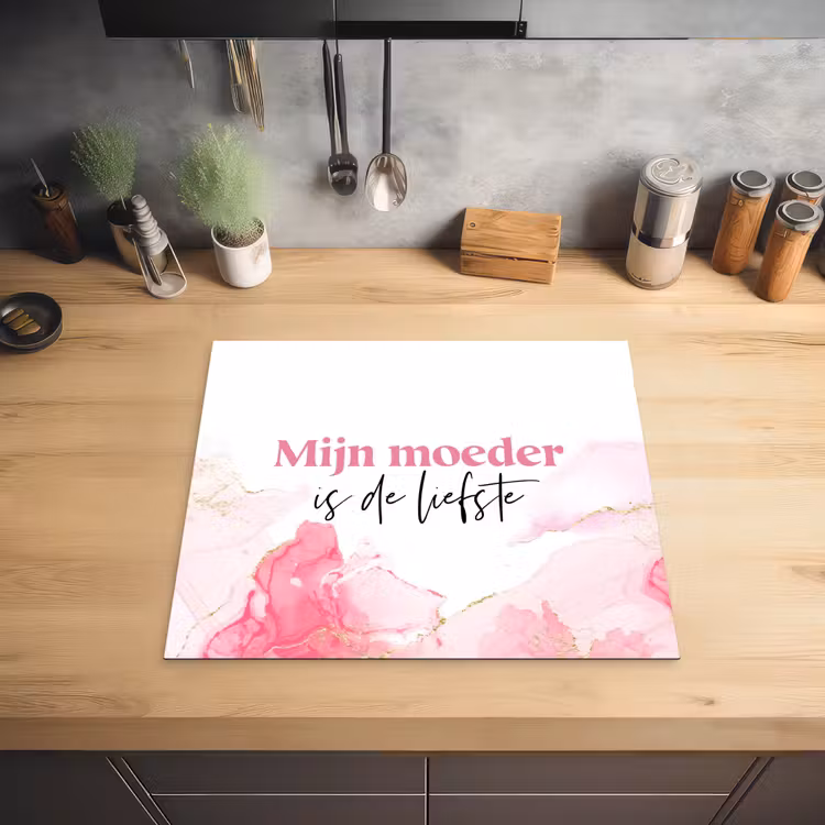 Quote - Mama - Mijn moeder is de liefste - Roze Inductie beschermer vinyl 3mm middel -sfeer5