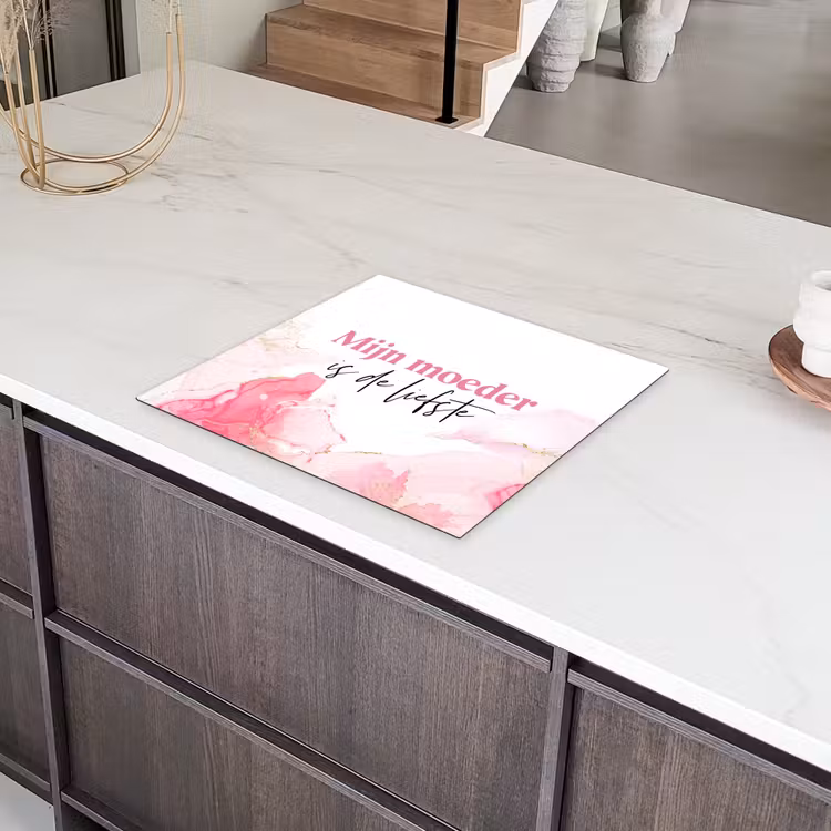 Quote - Mama - Mijn moeder is de liefste - Roze Inductie beschermer vinyl 3mm middel -sfeer8