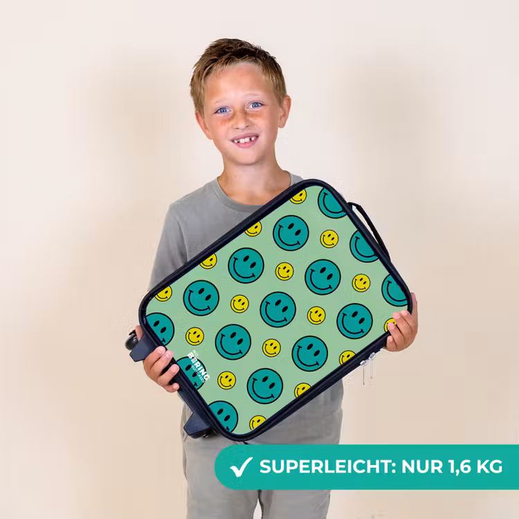 All smiles groen Kinderkoffer - Zwart klein -sfeer4_DE