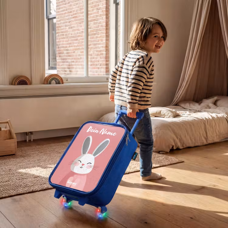 Konijn - Blosje - Stippen - Roze Kinderkoffer - Blauw klein -sfeer1
