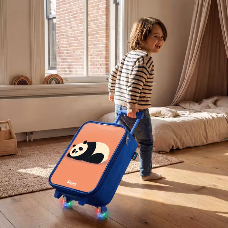 Panda - Slapen - Oranje Kinderkoffer - Blauw klein -sfeer1