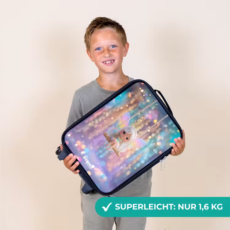 Fee - Elf - Regenboog Kinderkoffer - Zwart klein -sfeer4_DE