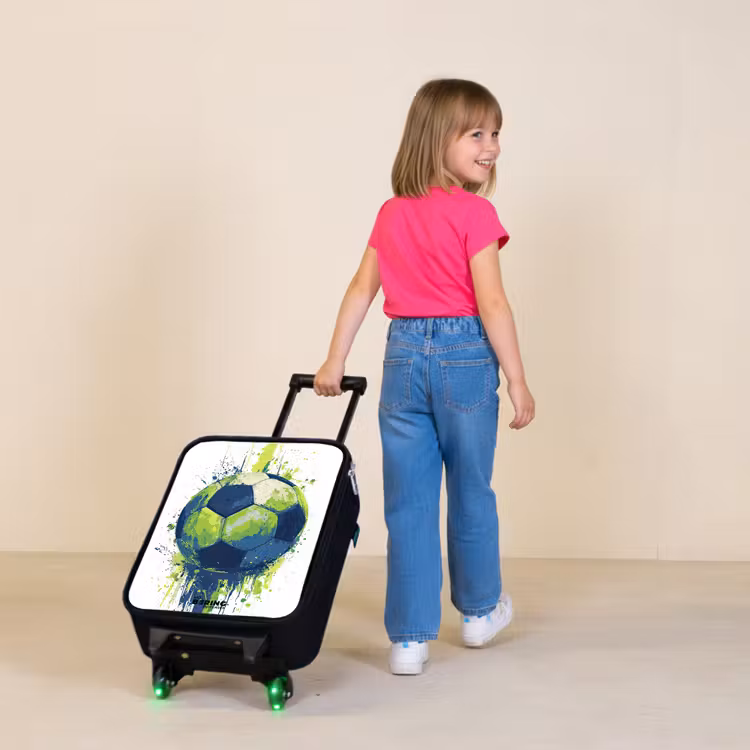 Voetbal - Verf - Groen - Blauw Kinderkoffer - Zwart klein -sfeer1