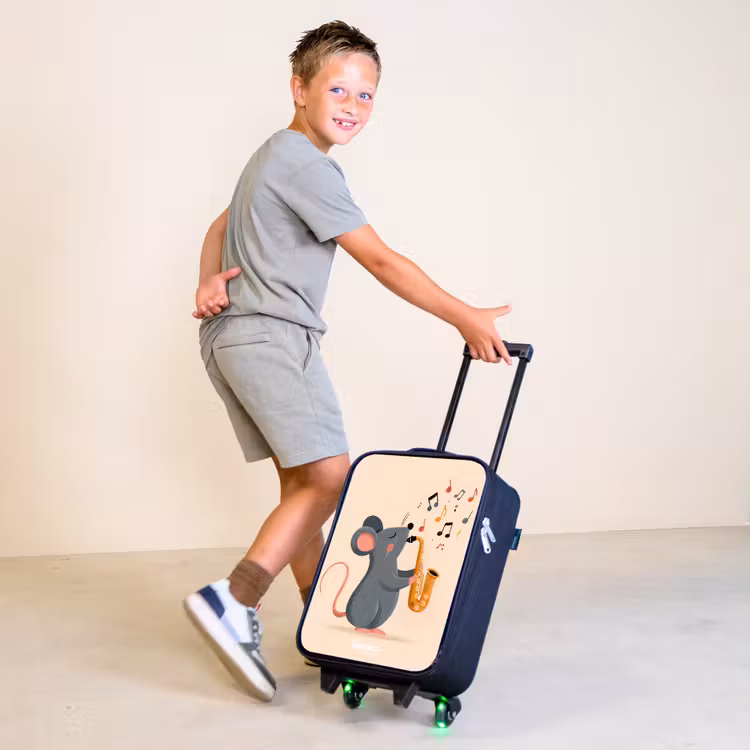 Muis - Saxofoon - Muziek Kinderkoffer - Zwart klein -sfeer3