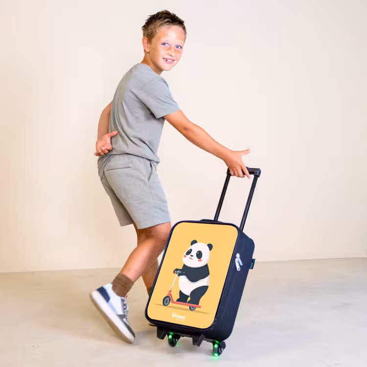 Panda - Step - Geel Kinderkoffer - Zwart klein -sfeer3