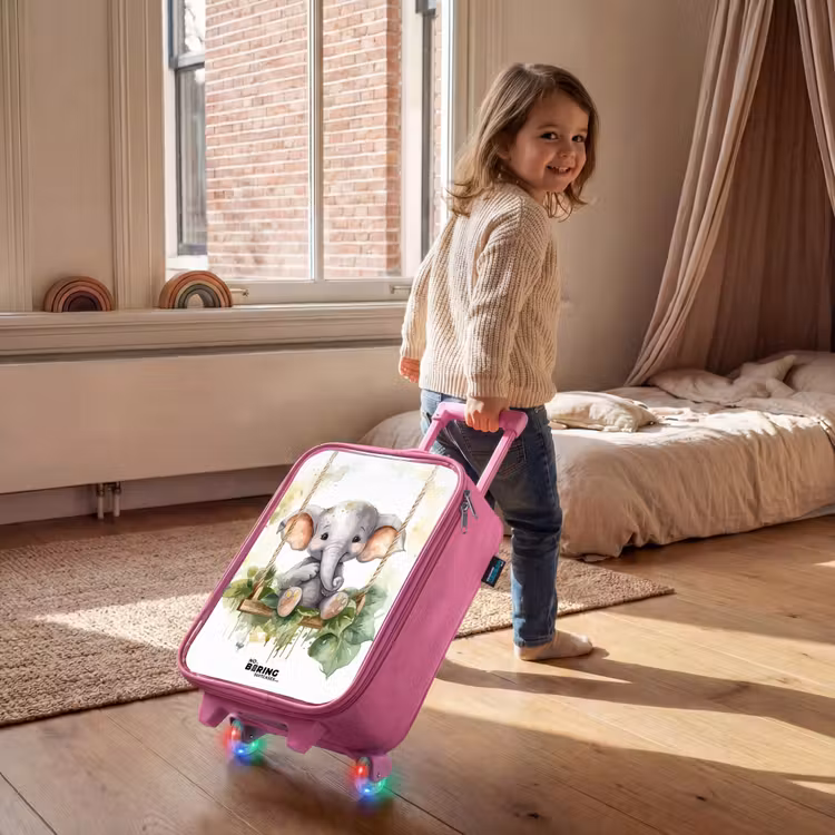 Jong olifantje op een schommel waterverf tekening Kinderkoffer - Roze klein -sfeer1