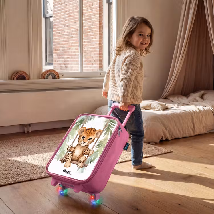 Luipaard welp op een schommel waterverf illustratie Kinderkoffer - Roze klein -sfeer1