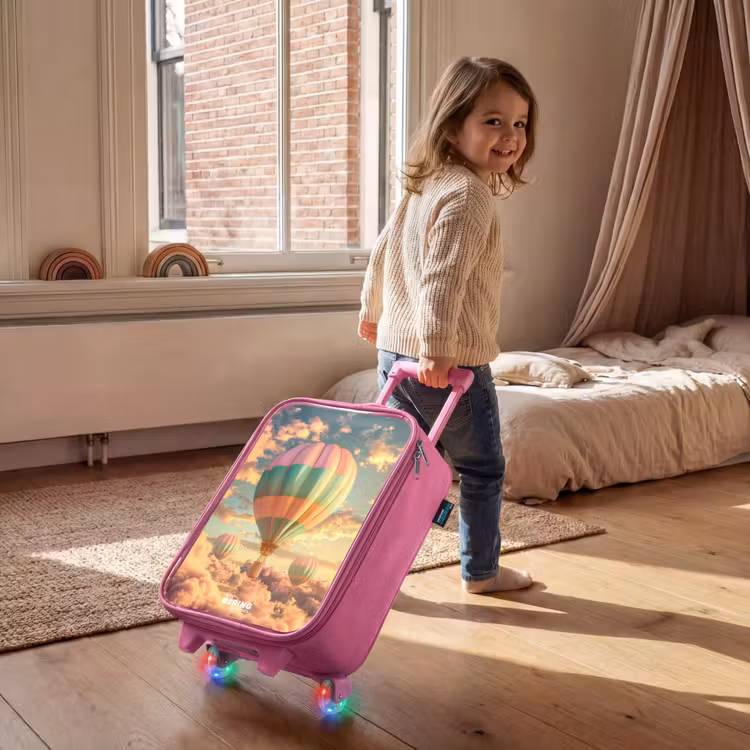 Pastel skyliner Kinderkoffer - Roze klein -sfeer1