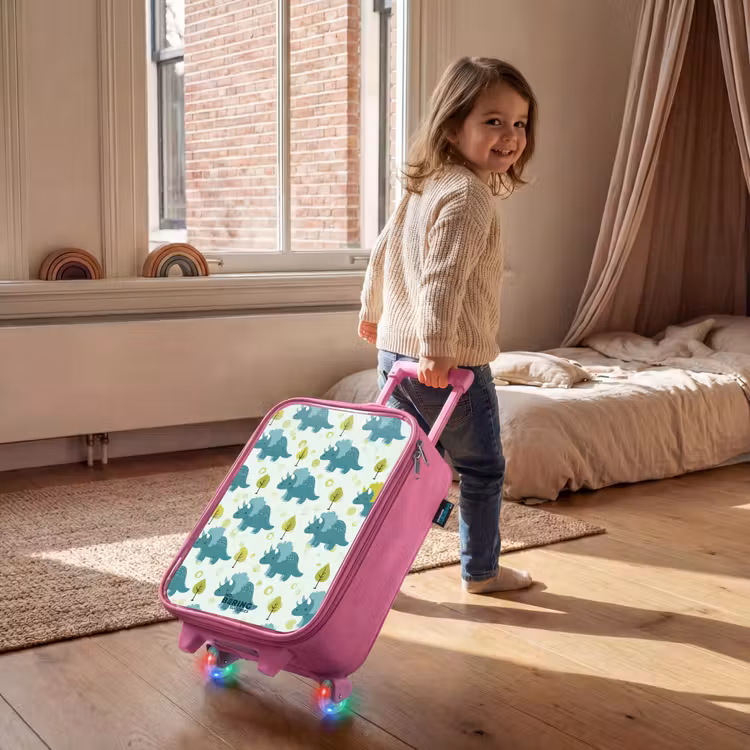 Triceratopsen tussen boompjes Kinderkoffer - Roze klein -sfeer1
