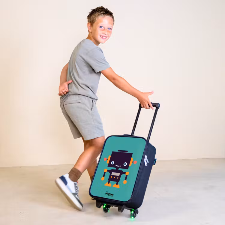 Zwarte robot met oranje accenten op een blauwe achtergrond Kinderkoffer - Zwart klein -sfeer3