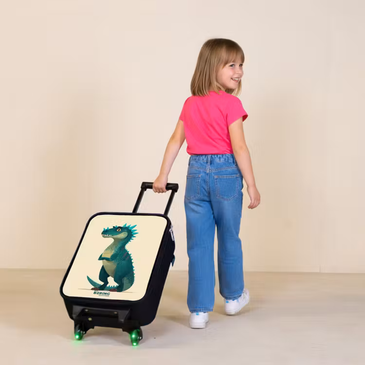Spiky dino met vriendelijke blik Kinderkoffer - Zwart klein -sfeer1