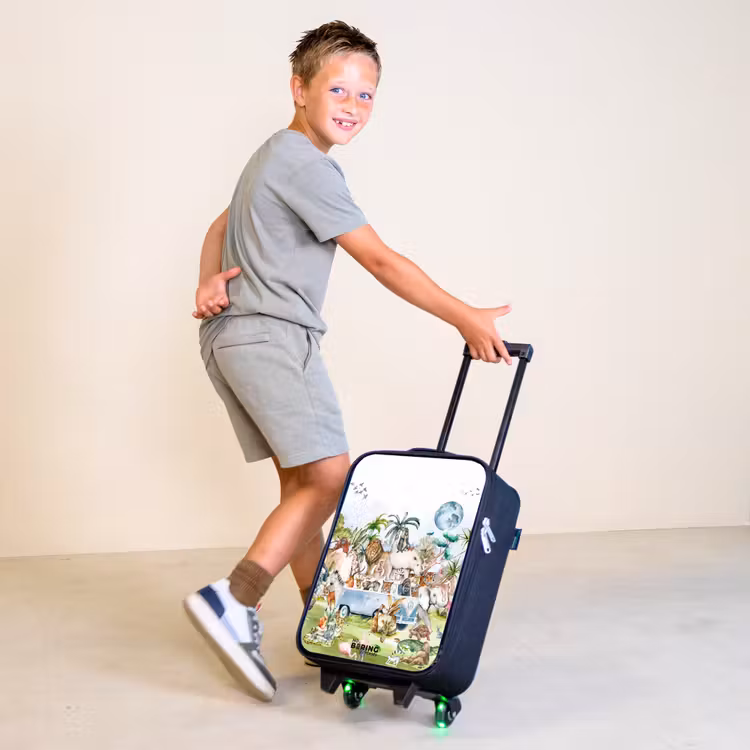 Busje met allemaal dieren Kinderkoffer - Zwart klein -sfeer3