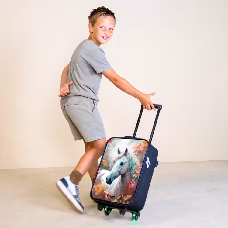 Wit paard omringd door bloemen Kinderkoffer - Zwart klein -sfeer3