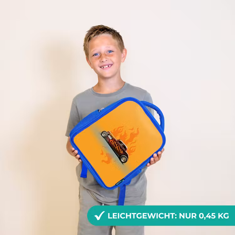 Bruine auto met gele vlammen Kinderrugzak - Blauw middel -sfeer1_DE