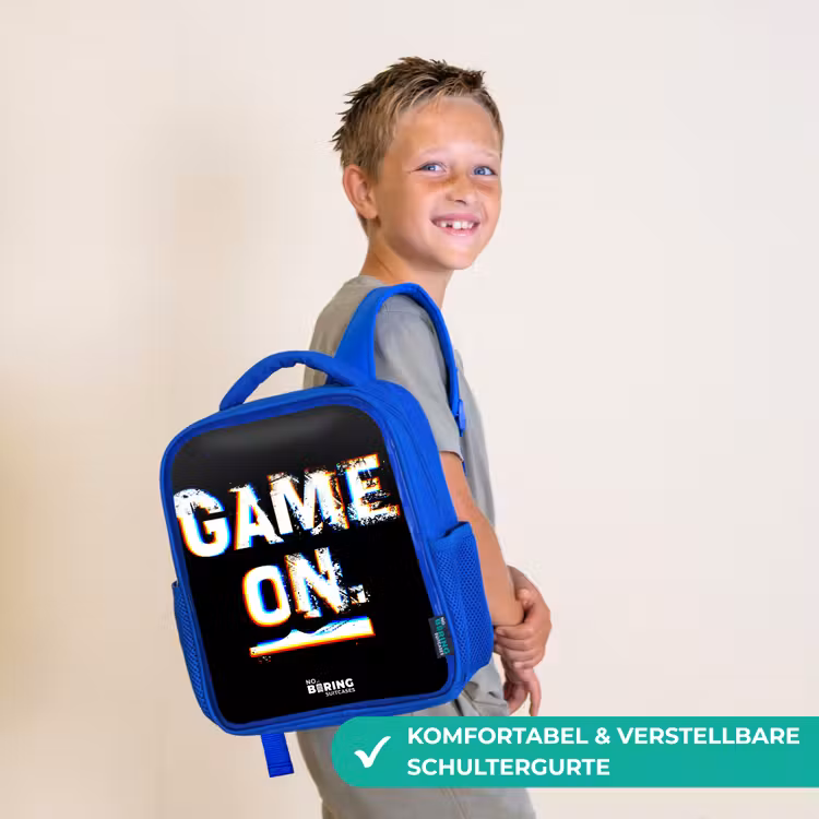Game on in zwart wit Kinderrugzak - Blauw middel -sfeer3_DE