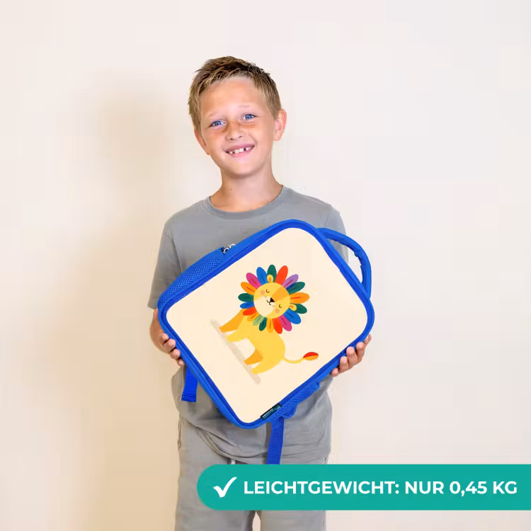 Leeuw - Kleurrijke manen - Beige Kinderrugzak - Blauw middel -sfeer1_DE