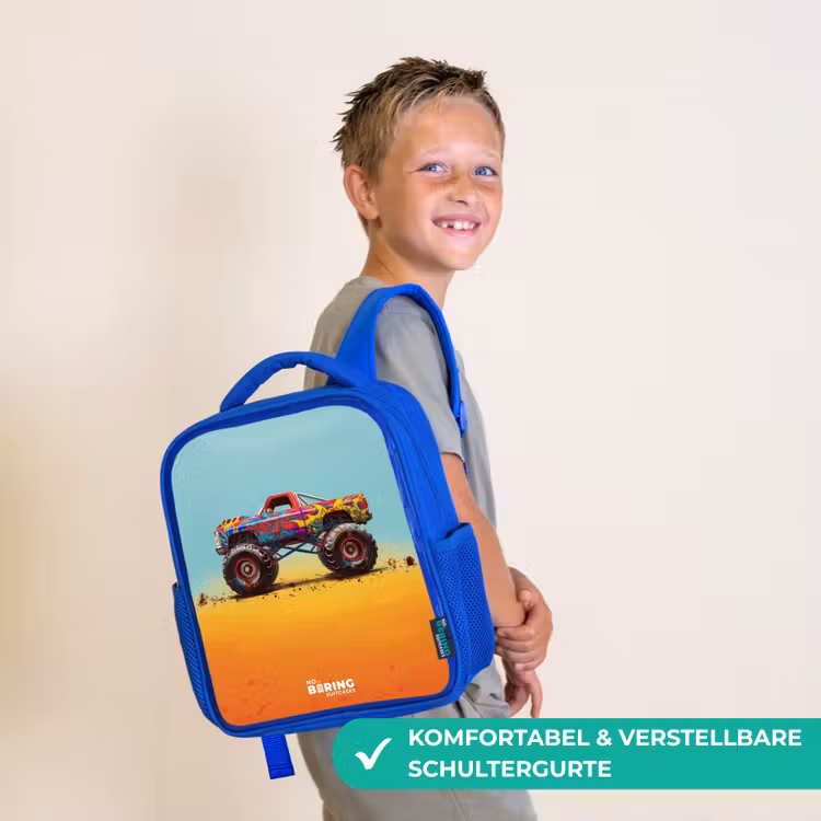 Monstertruck met Graffiti Print in het Zand Kinderrugzak - Blauw middel -sfeer3_DE