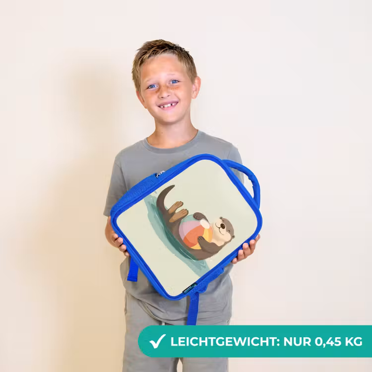 Otter - Strandbal - Kleurrijk Kinderrugzak - Blauw middel -sfeer1_DE