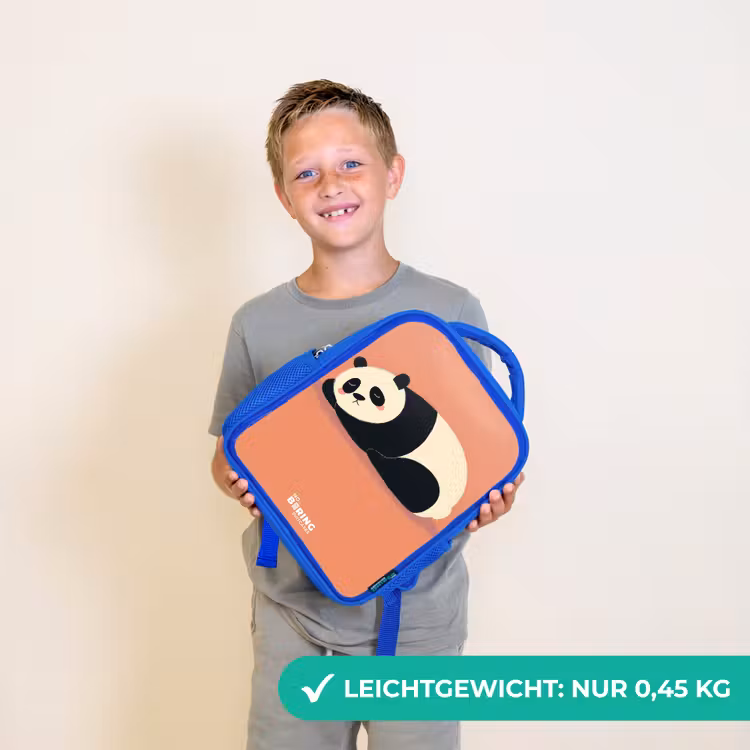 Panda - Slapen - Oranje Kinderrugzak - Blauw middel -sfeer1_DE