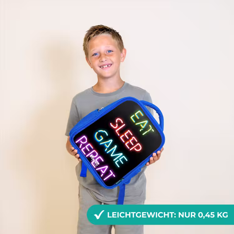 Qoute met neon lichten Kinderrugzak - Blauw middel -sfeer1_DE