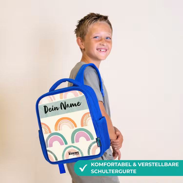 Regenboog - Pastel - Patroon Kinderrugzak - Blauw middel -sfeer3_DE