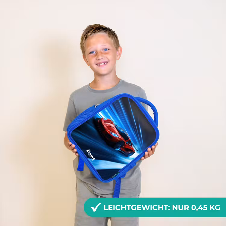 Rode racewagen in digitale snelheidswereld Kinderrugzak - Blauw middel -sfeer1_DE