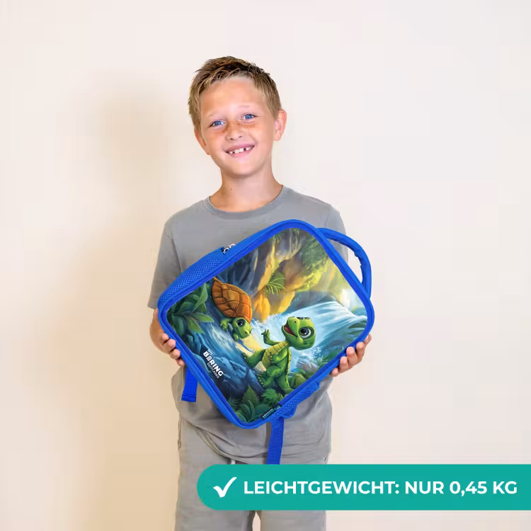Schildpad en dino bij waterval in tropisch bos Kinderrugzak - Blauw middel -sfeer1_DE